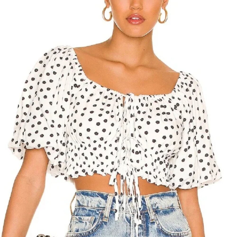 NWOT Minkpink black and white floral crop top